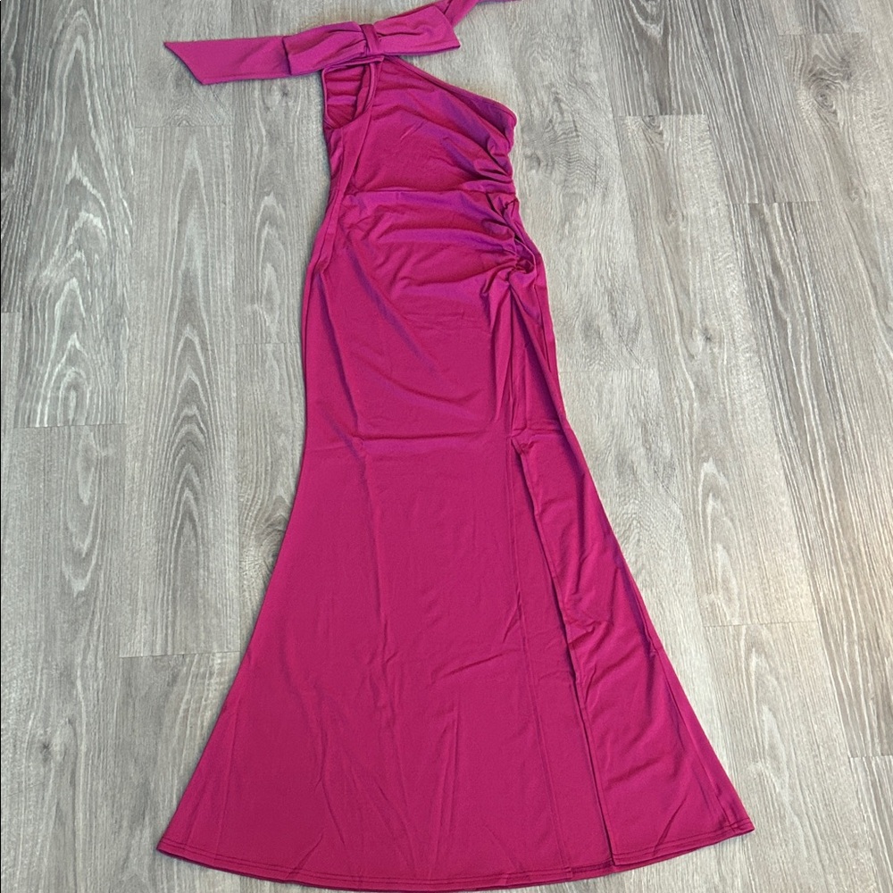Maxi dress split flared , 1 shoulder bow